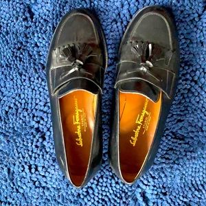 Men’s Ferragamo Black Loafers